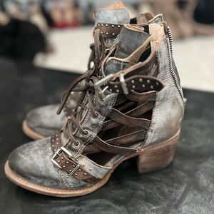 Freebird Cheyenne size 8